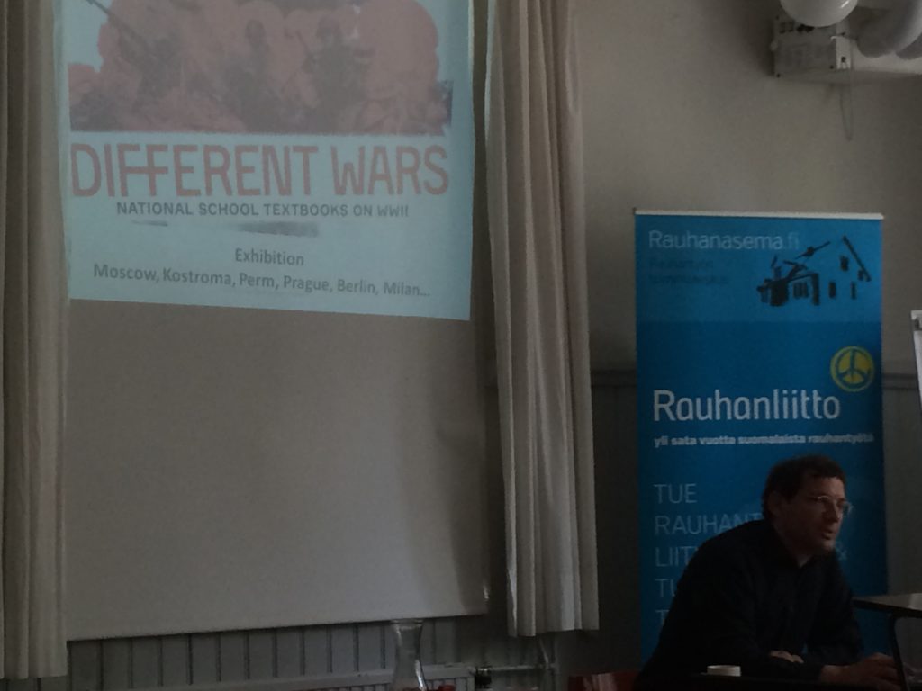 Johtaja Stefan Melle kertoi tilaisuudessa, millaisia tavoitteita Civic Society Platformilla ‒  50 eurooppalaisen, euraasialaisen ja amerikkalaisen ihmisoikeusjärjestön koalitiolla ‒ on ihmisoikeuksien puolustajana ja yhteistyön kehittäjänä.